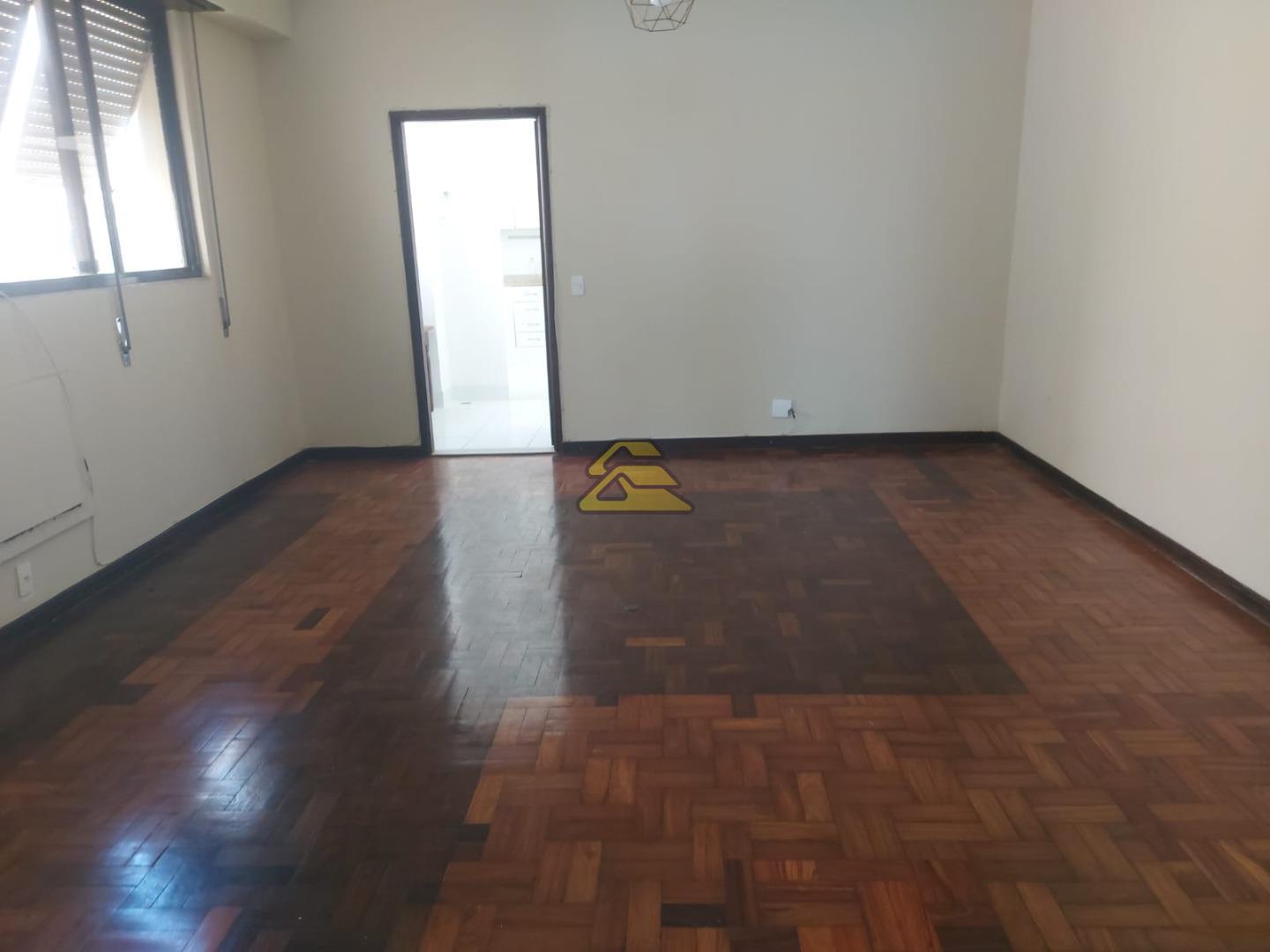 Apartamento para alugar com 3 quartos, 203m² - Foto 11