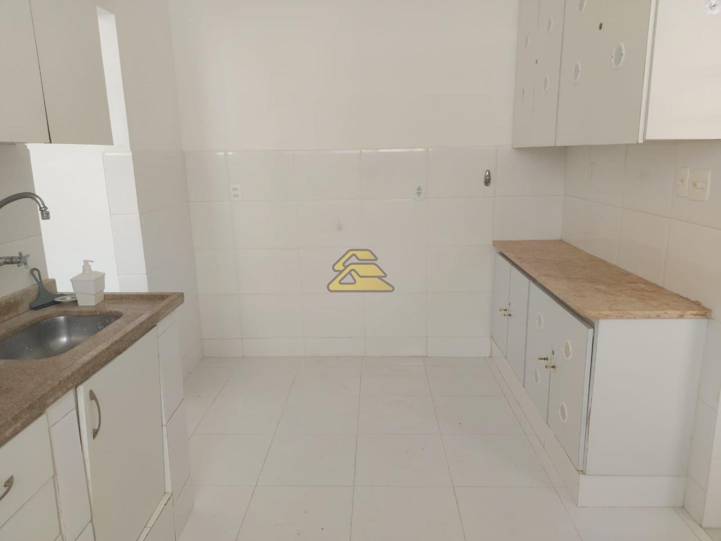 Apartamento para alugar com 3 quartos, 203m² - Foto 22