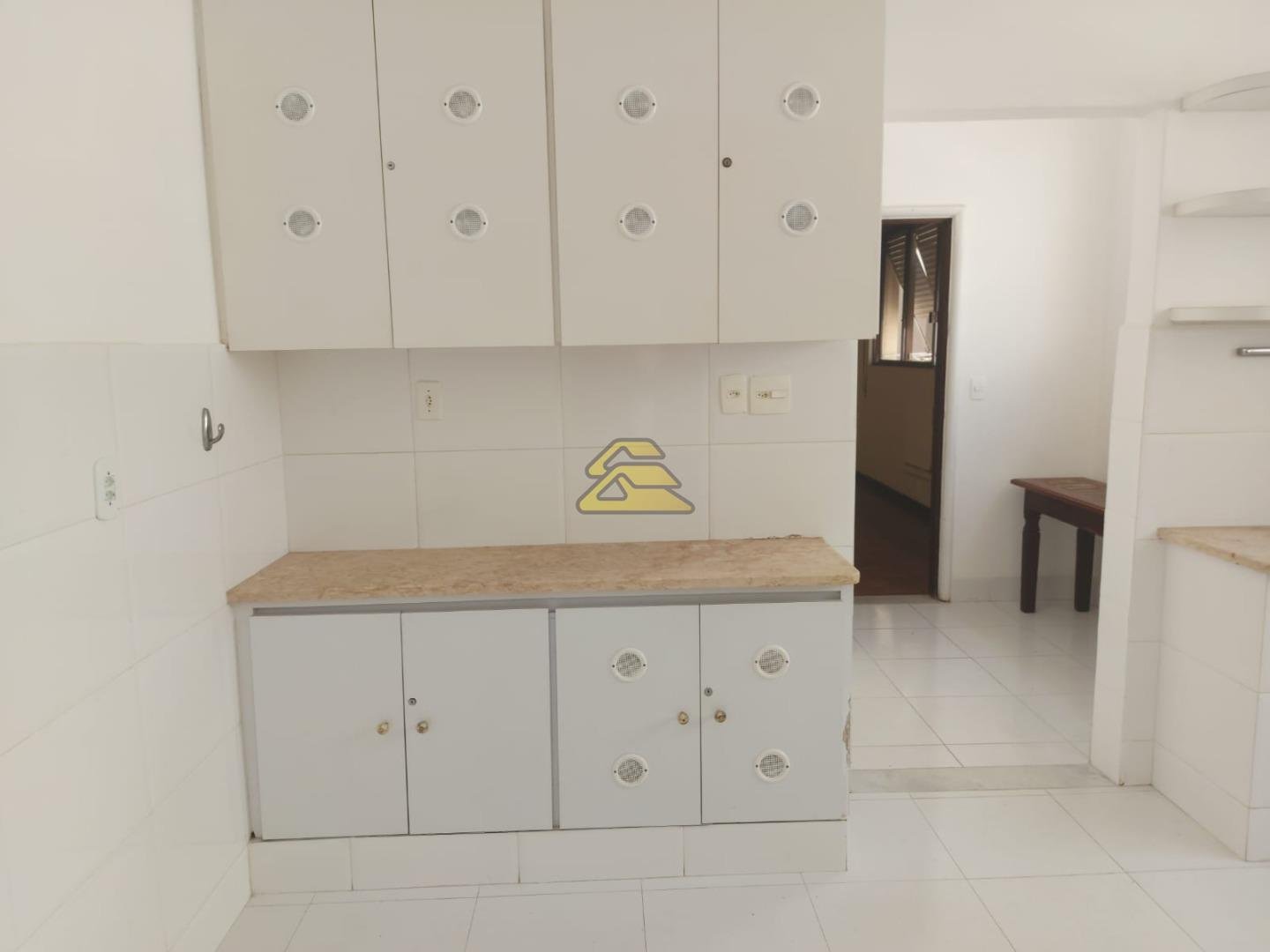 Apartamento para alugar com 3 quartos, 203m² - Foto 21