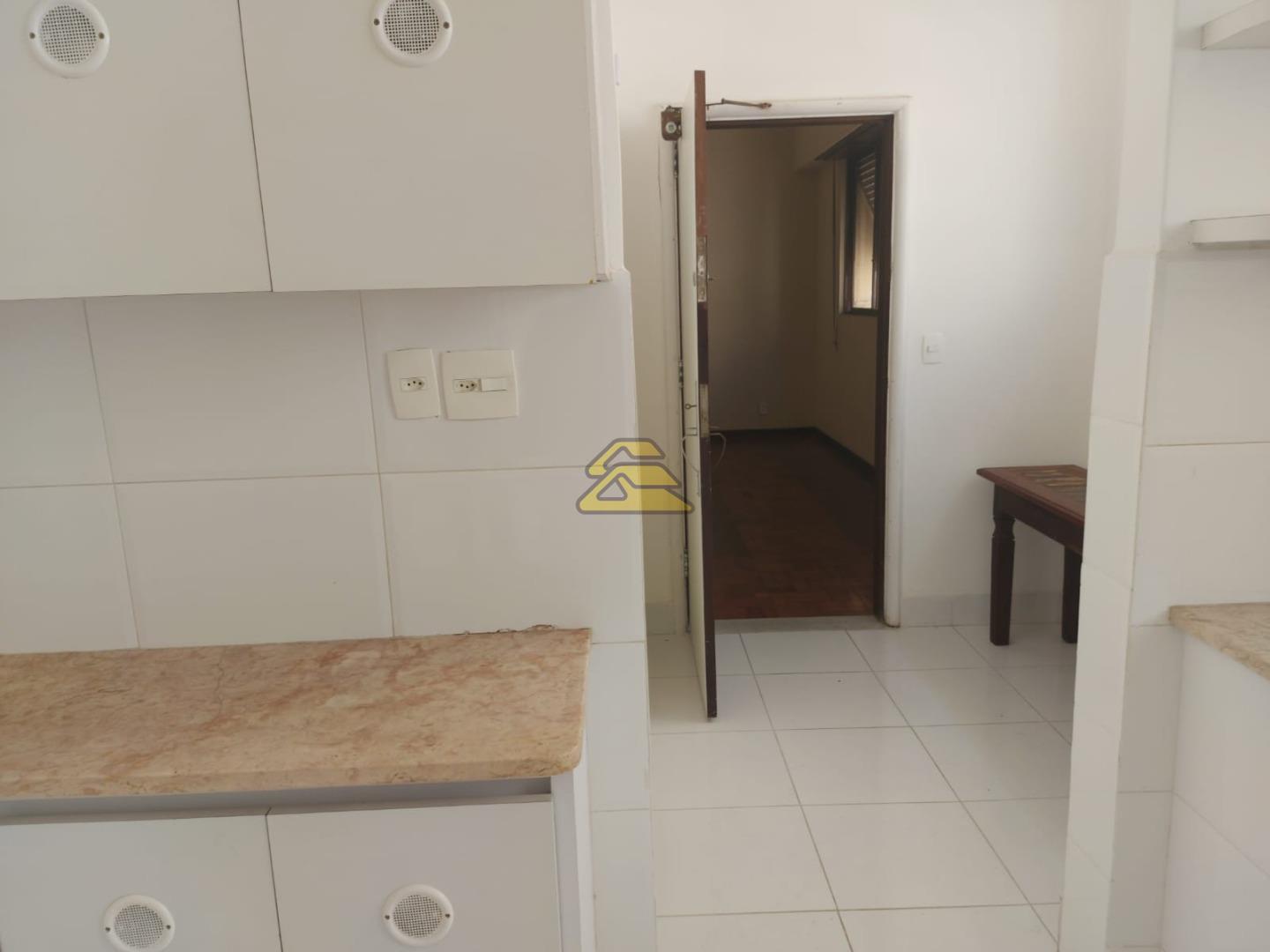 Apartamento para alugar com 3 quartos, 203m² - Foto 23