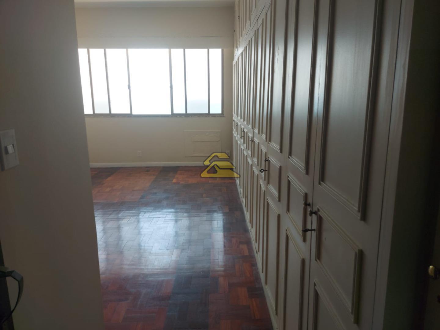 Apartamento para alugar com 3 quartos, 203m² - Foto 17