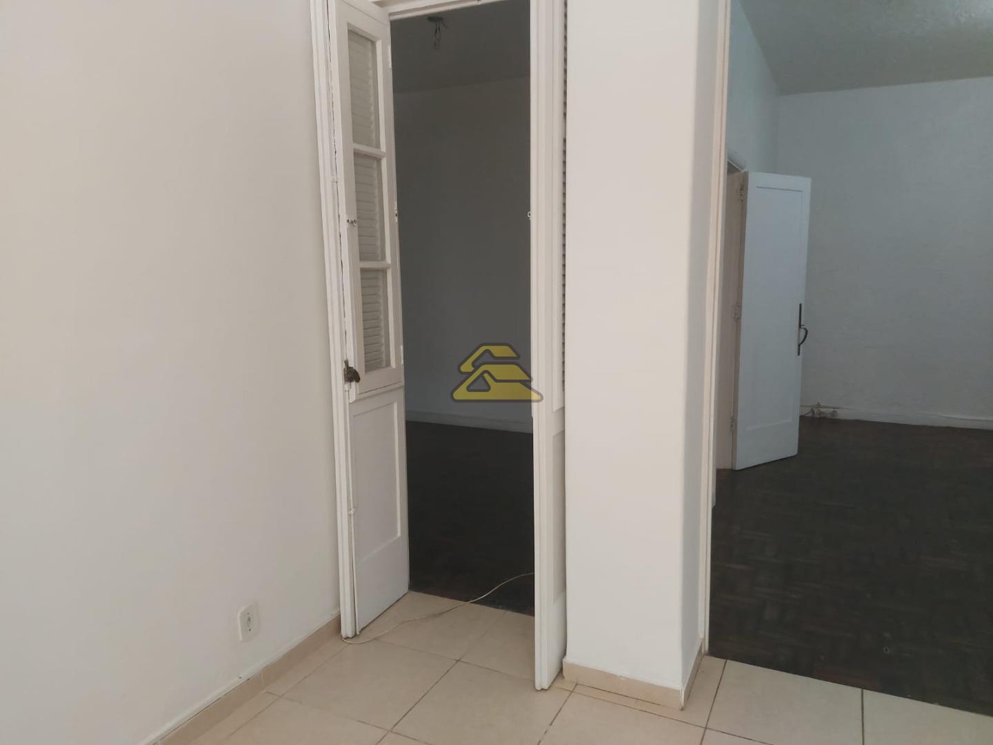 Apartamento à venda com 1 quarto, 55m² - Foto 7