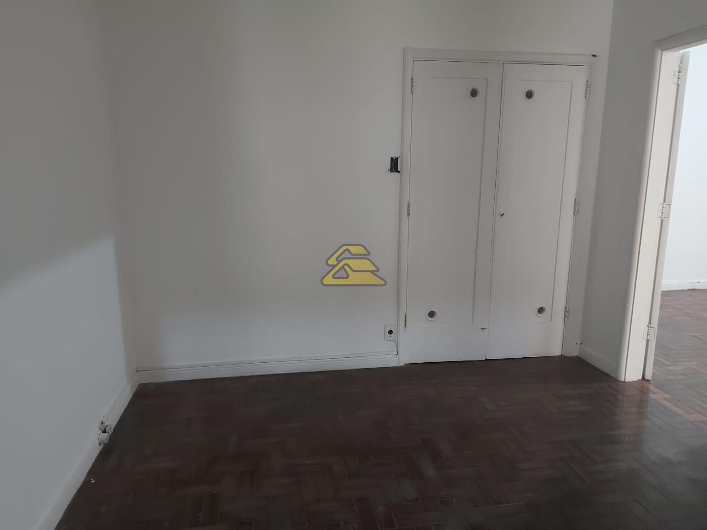 Apartamento à venda com 1 quarto, 55m² - Foto 13