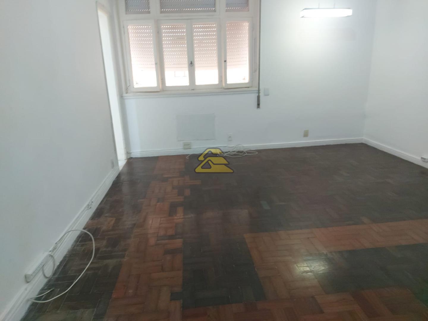 Apartamento à venda com 1 quarto, 55m² - Foto 23