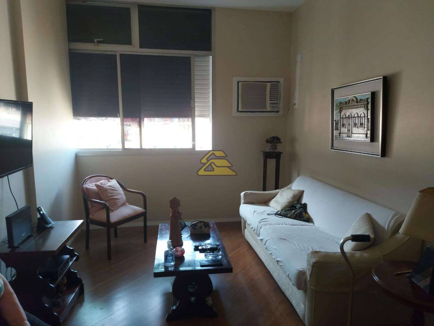 Apartamento à venda com 2 quartos, 66m² - Foto 2