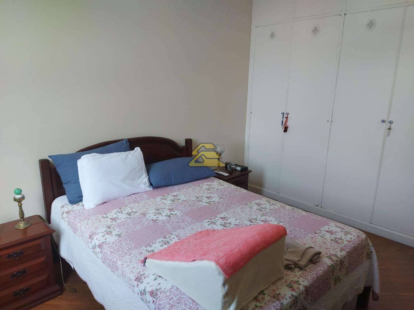 Apartamento à venda com 2 quartos, 66m² - Foto 4