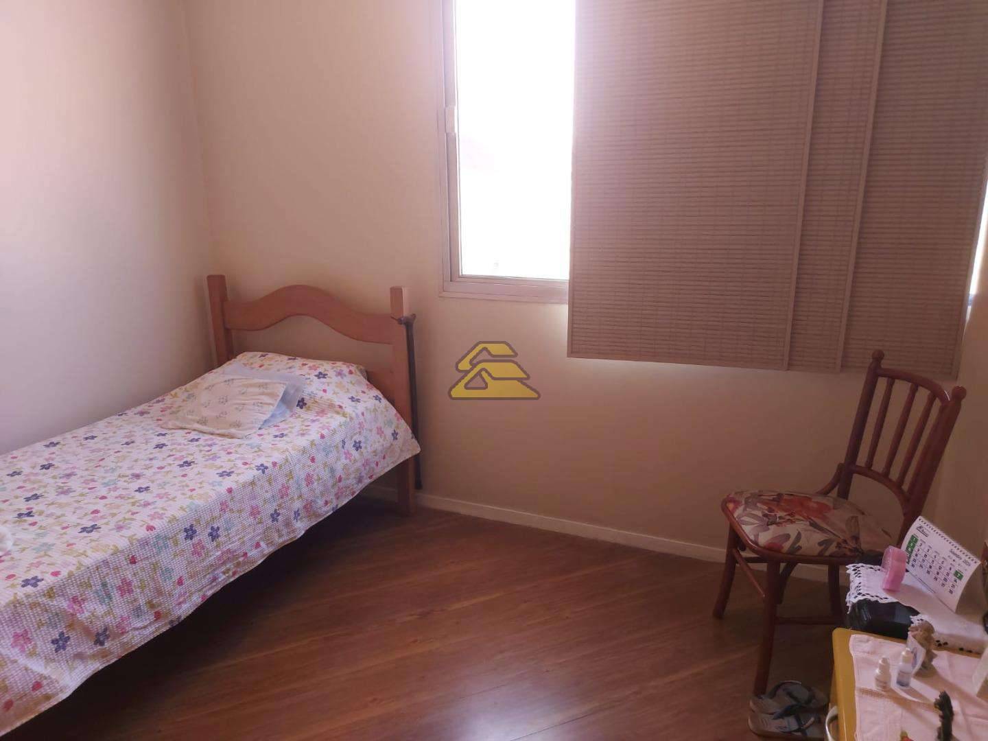 Apartamento à venda com 2 quartos, 66m² - Foto 11