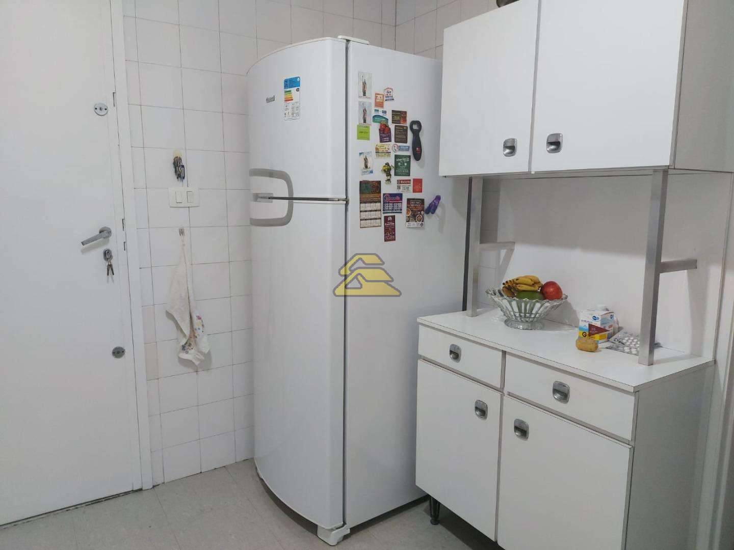 Apartamento à venda com 2 quartos, 66m² - Foto 15