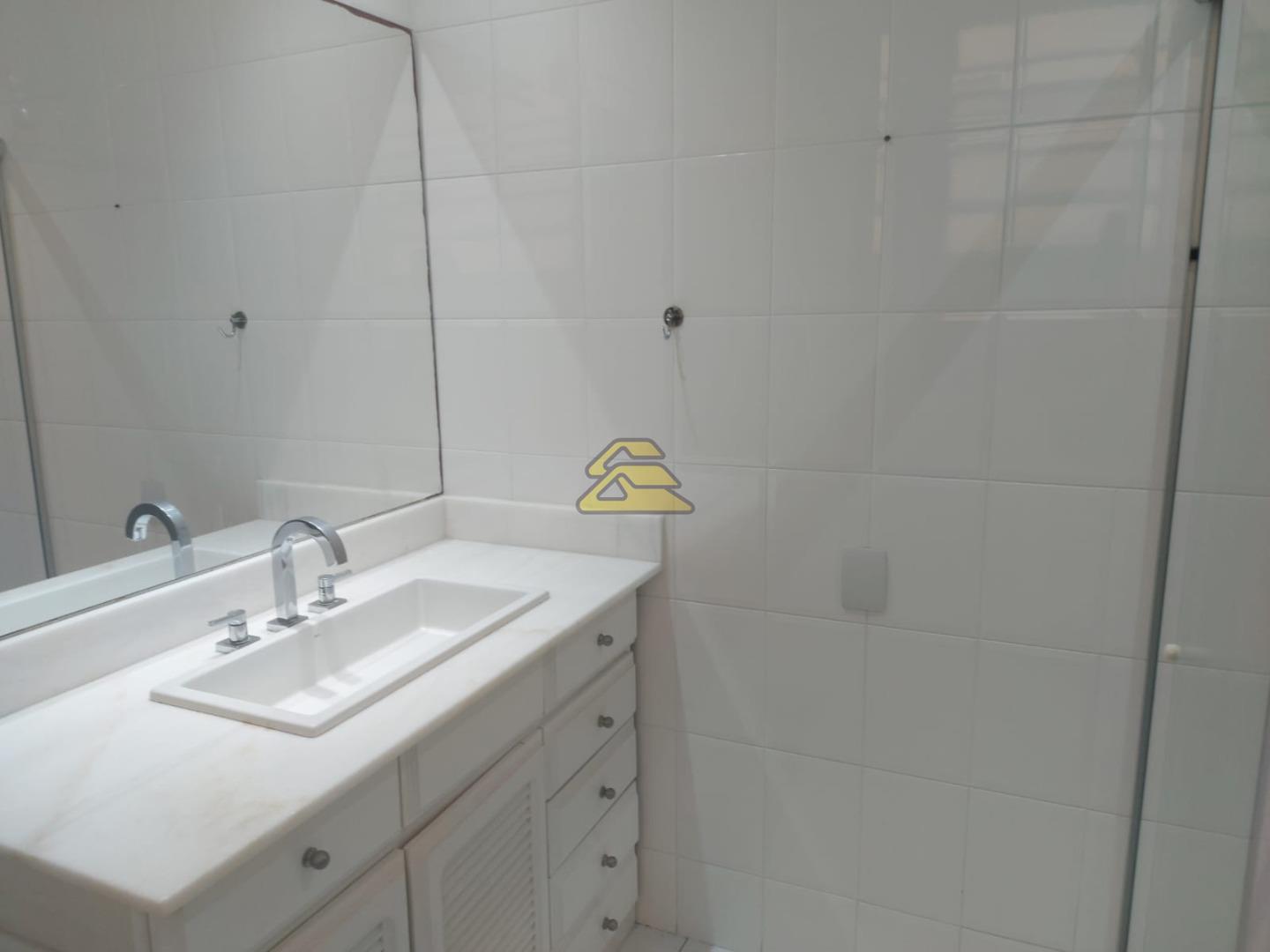 Apartamento à venda com 3 quartos, 203m² - Foto 13