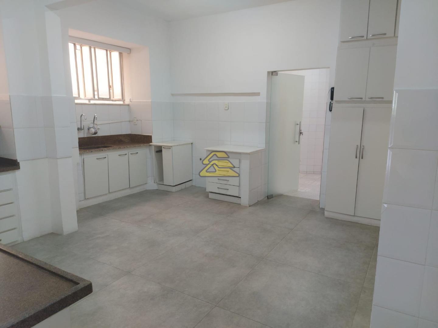 Apartamento à venda com 3 quartos, 203m² - Foto 27