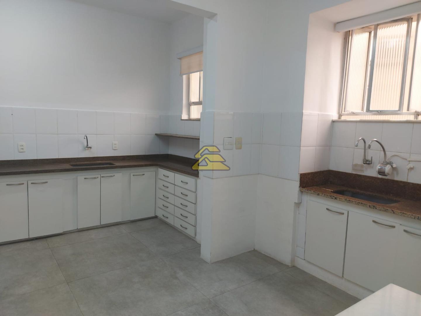 Apartamento à venda com 3 quartos, 203m² - Foto 29