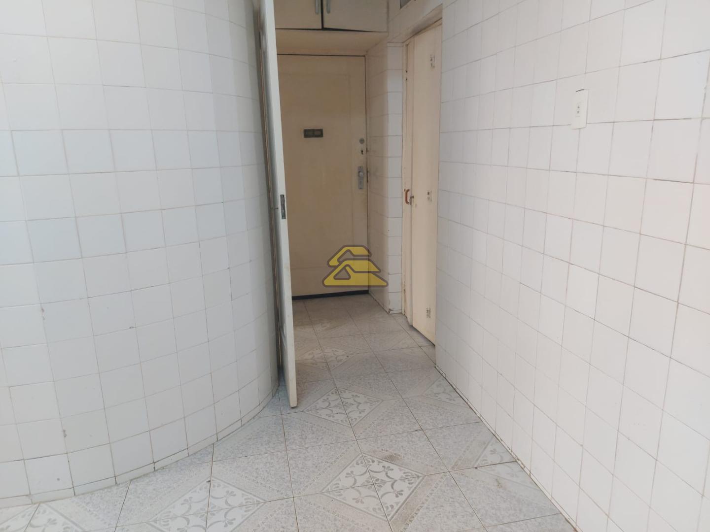 Apartamento à venda com 3 quartos, 203m² - Foto 31