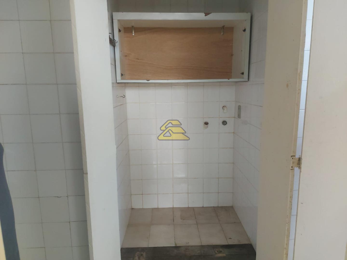 Apartamento à venda com 3 quartos, 203m² - Foto 34