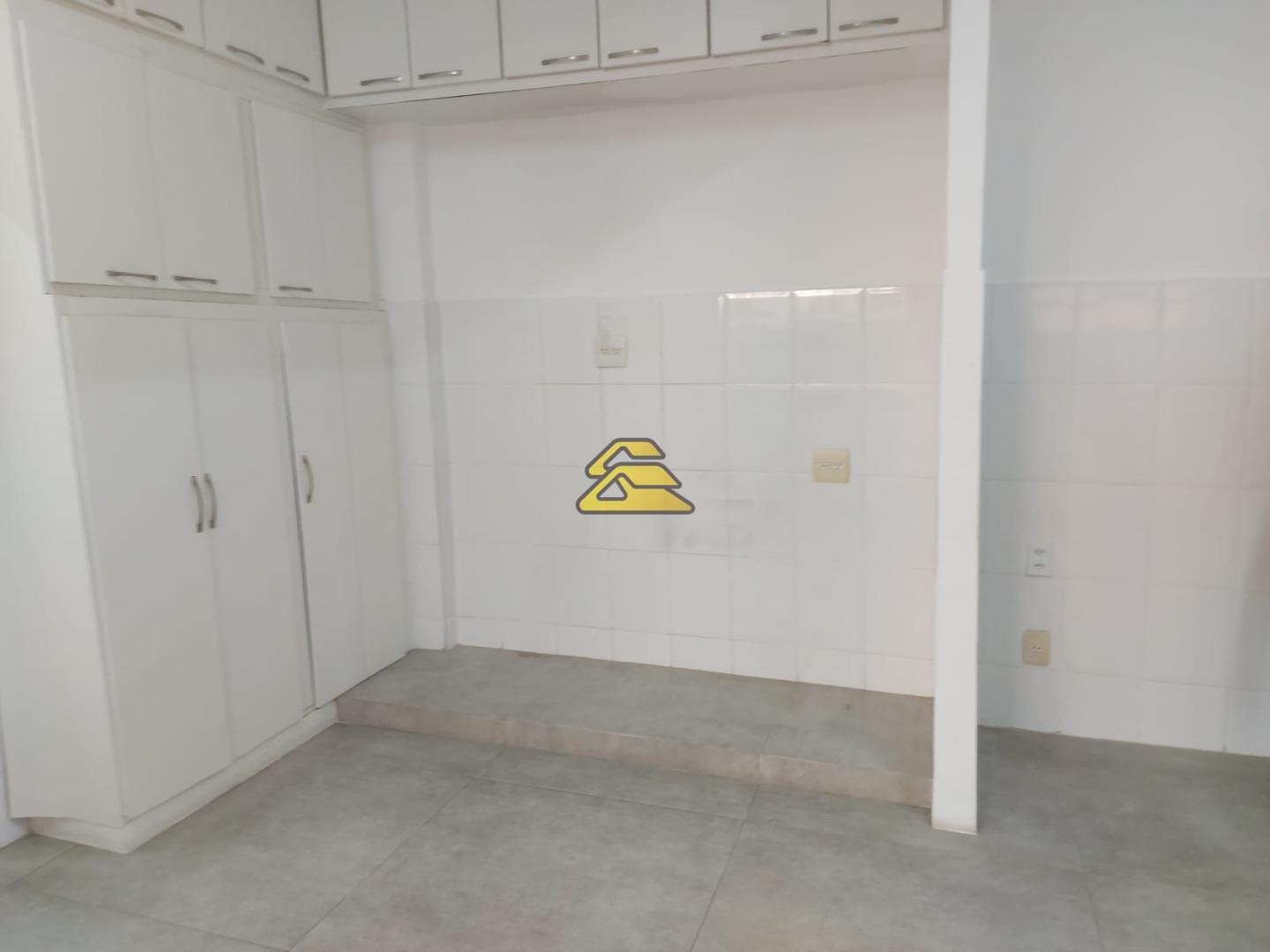 Apartamento à venda com 3 quartos, 203m² - Foto 27