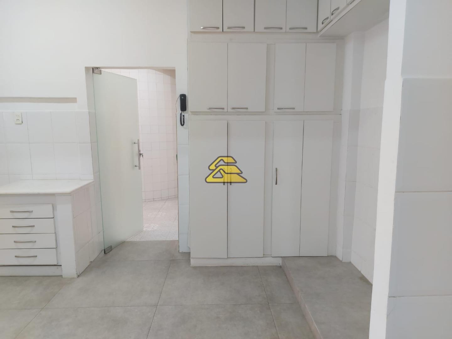 Apartamento à venda com 3 quartos, 203m² - Foto 28