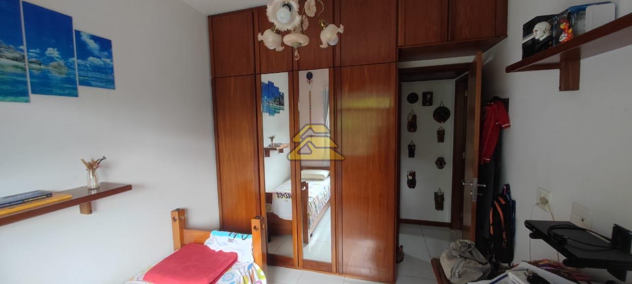 Apartamento à venda com 2 quartos, 68m² - Foto 8