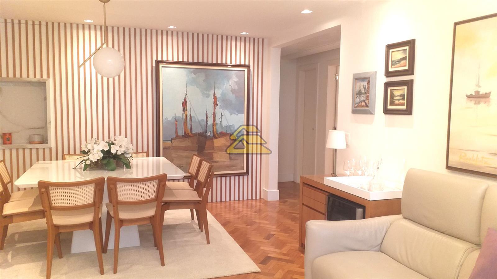 Apartamento à venda com 3 quartos, 117m² - Foto 1