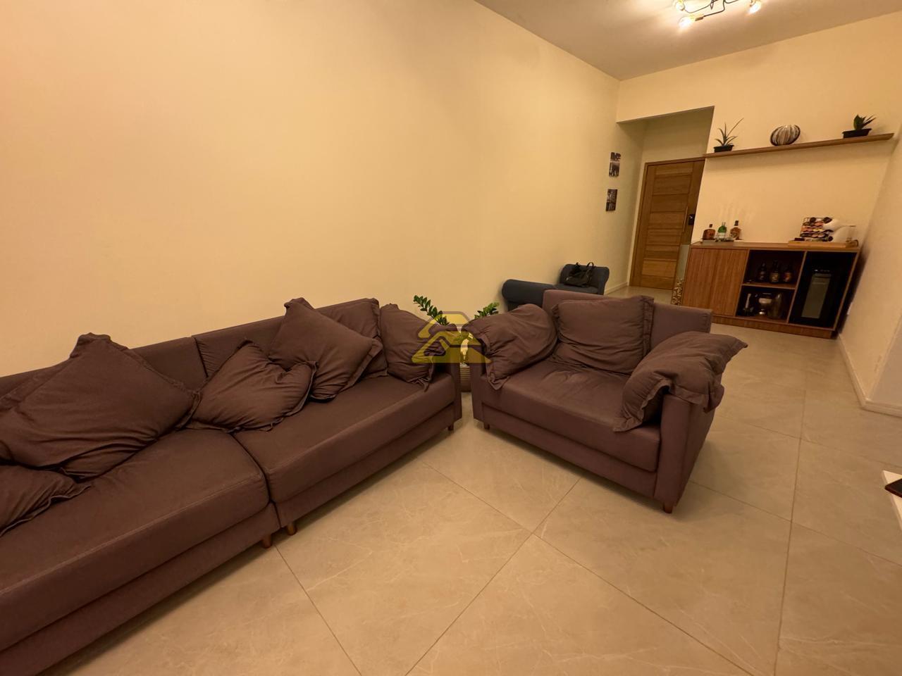 Apartamento à venda com 3 quartos, 134m² - Foto 2