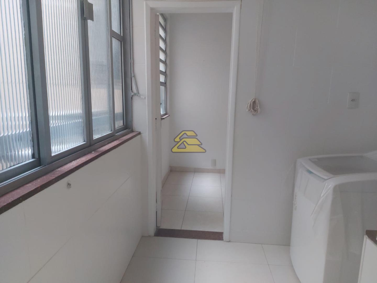 Apartamento à venda com 4 quartos, 195m² - Foto 37