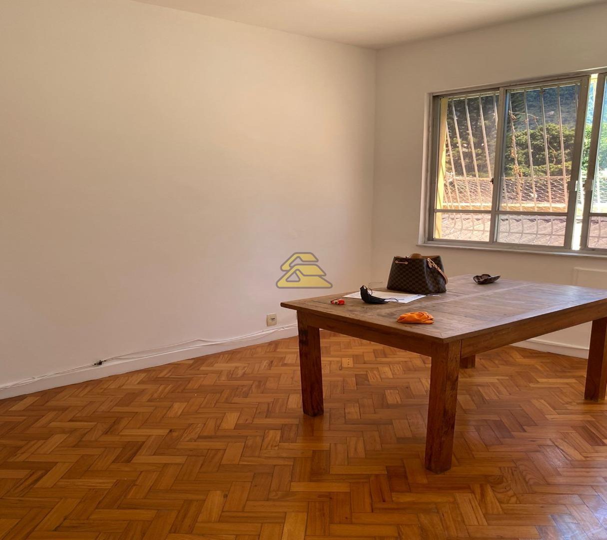 Apartamento à venda com 2 quartos, 76m² - Foto 4