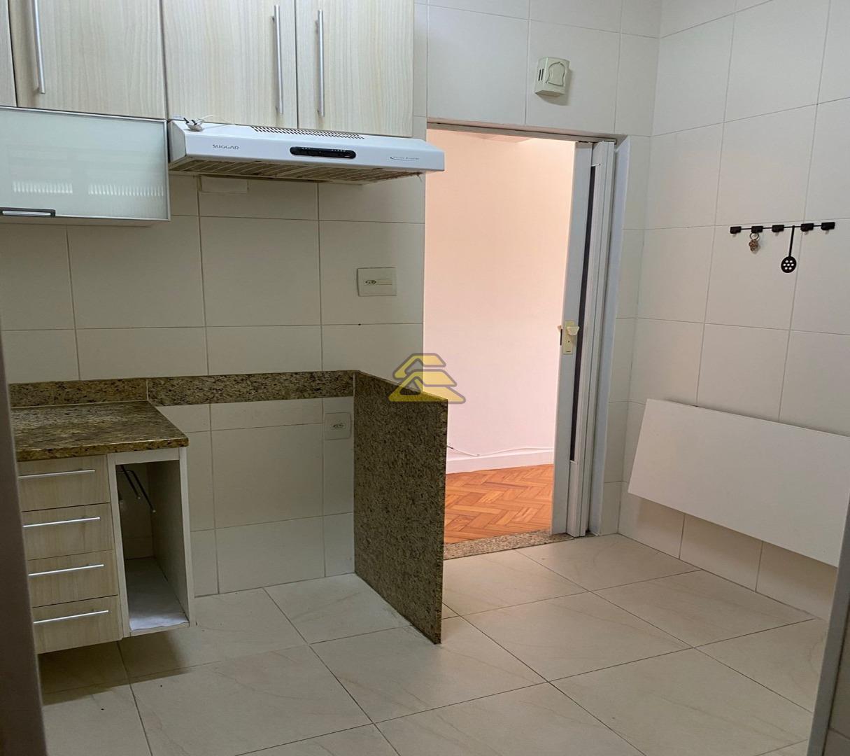 Apartamento à venda com 2 quartos, 76m² - Foto 21