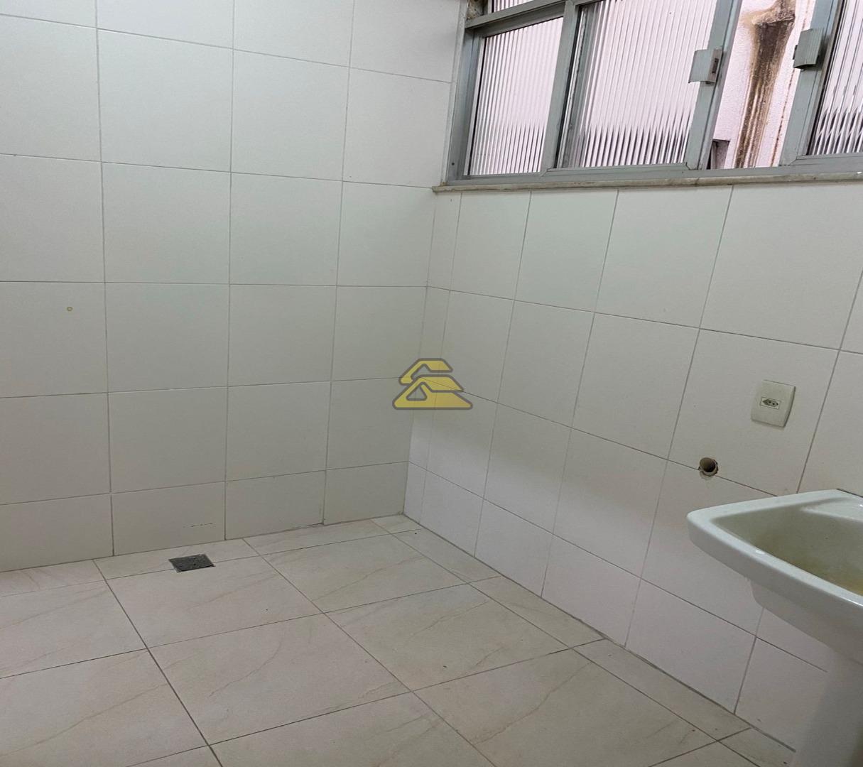 Apartamento à venda com 2 quartos, 76m² - Foto 17