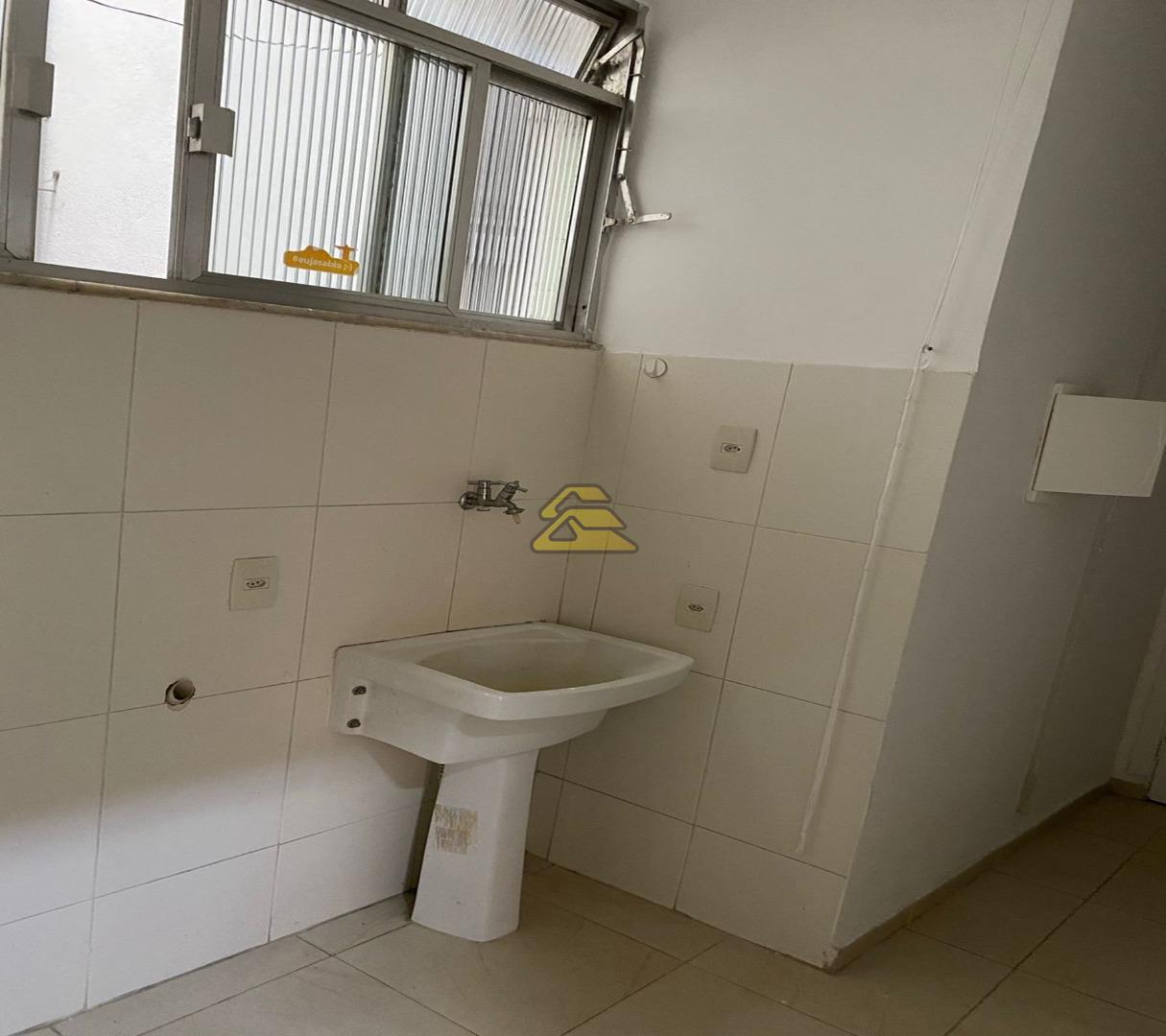 Apartamento à venda com 2 quartos, 76m² - Foto 15