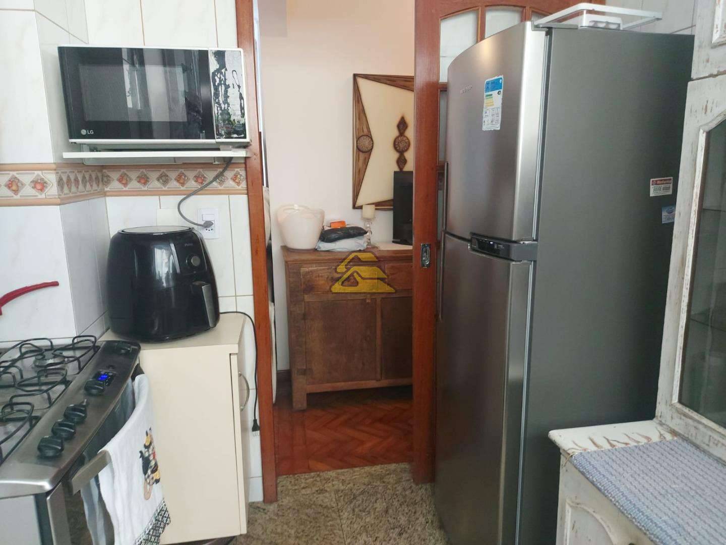 Apartamento à venda com 2 quartos, 85m² - Foto 16