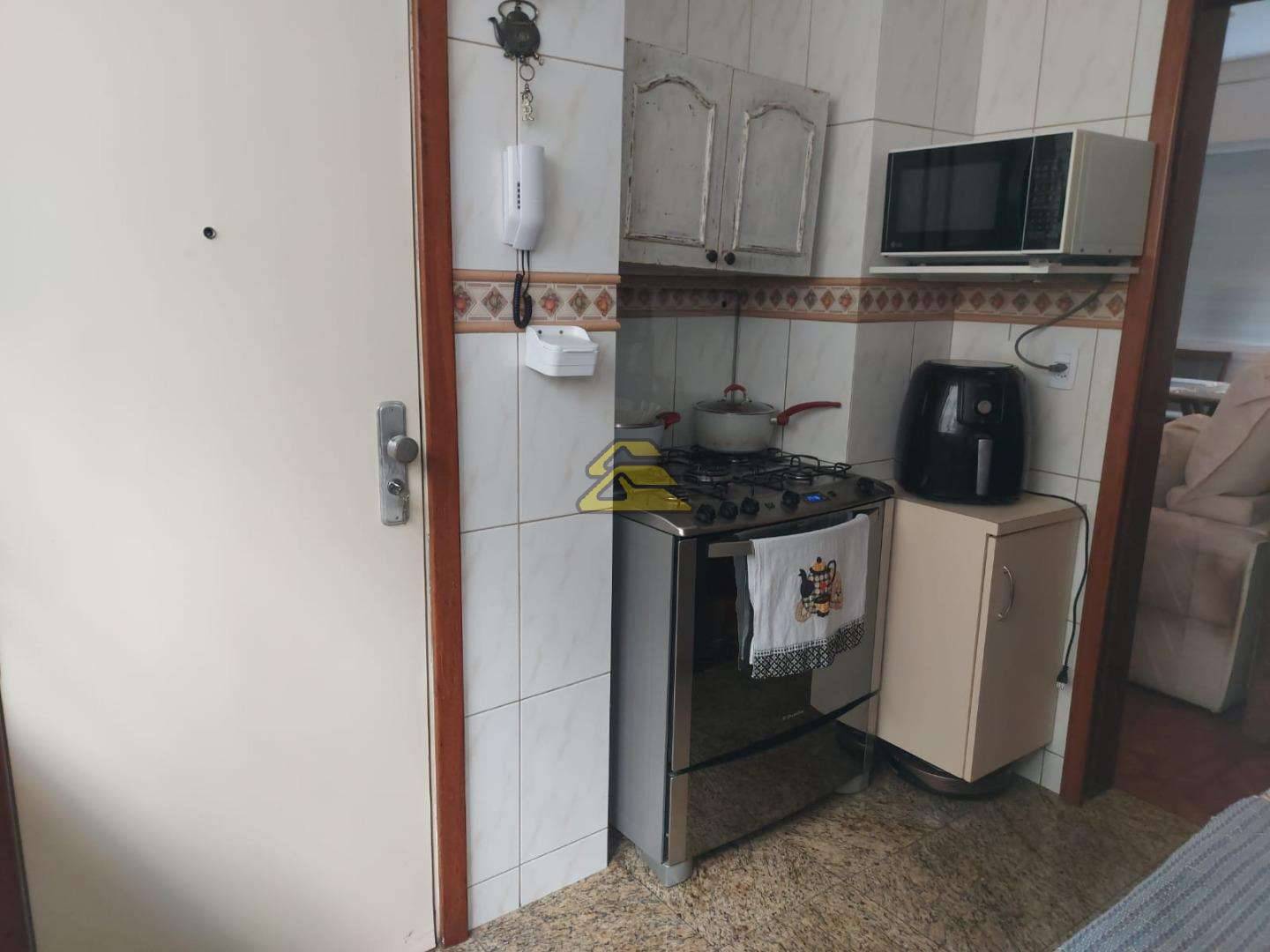 Apartamento à venda com 2 quartos, 85m² - Foto 17