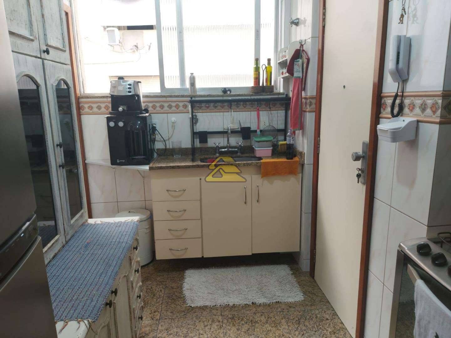 Apartamento à venda com 2 quartos, 85m² - Foto 15