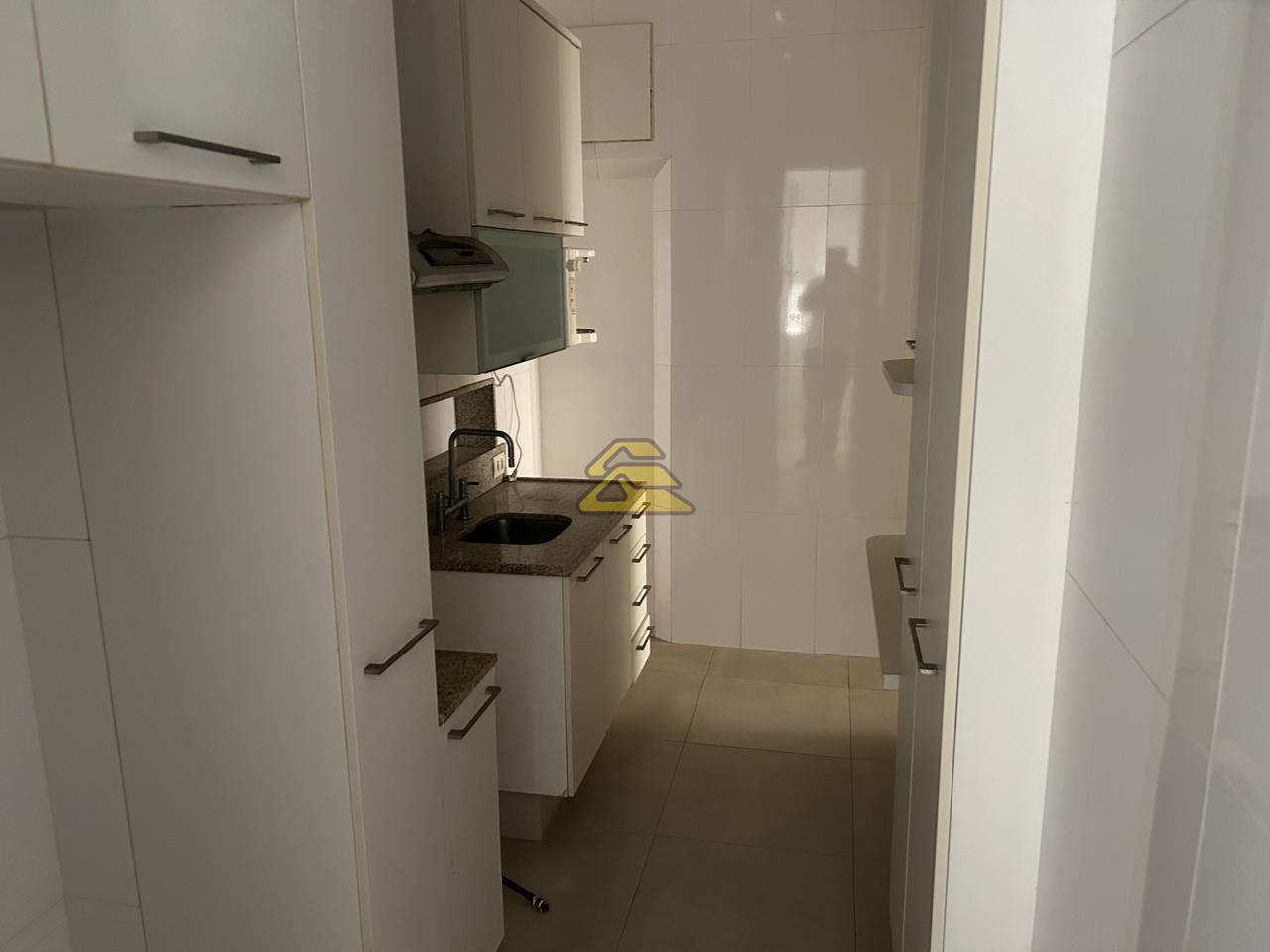 Apartamento à venda com 3 quartos, 107m² - Foto 24