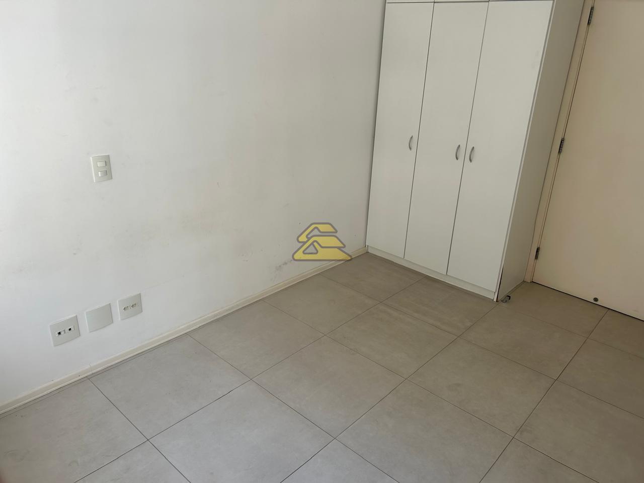 Apartamento à venda com 3 quartos, 107m² - Foto 10