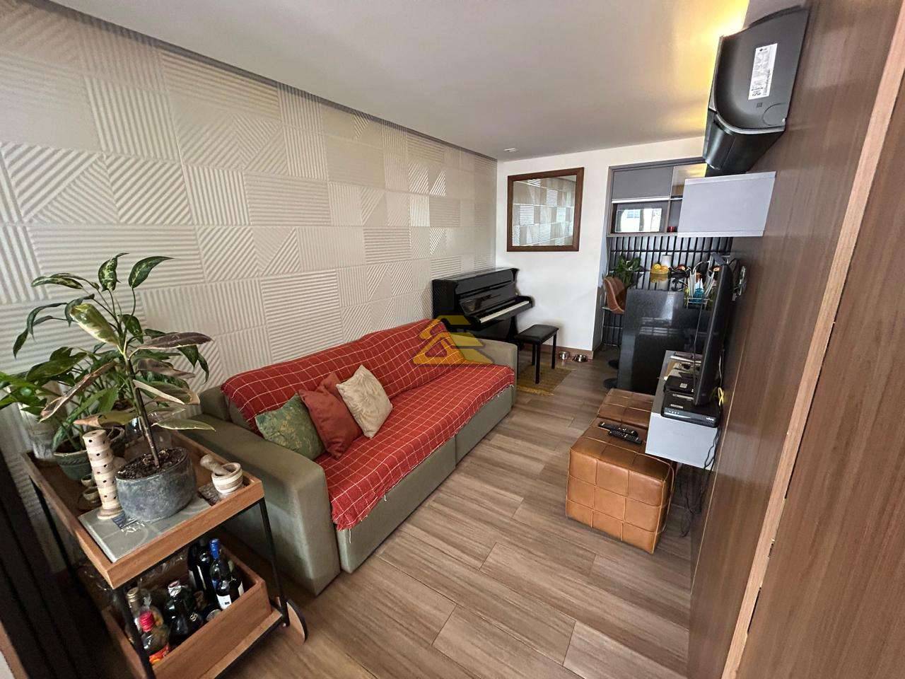 Apartamento à venda com 1 quarto, 44m² - Foto 1