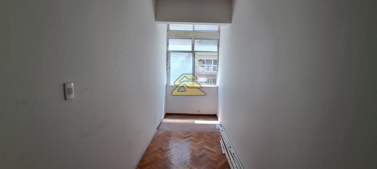 Apartamento à venda com 3 quartos, 111m² - Foto 5