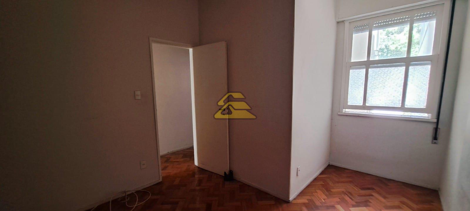 Apartamento à venda com 3 quartos, 111m² - Foto 11