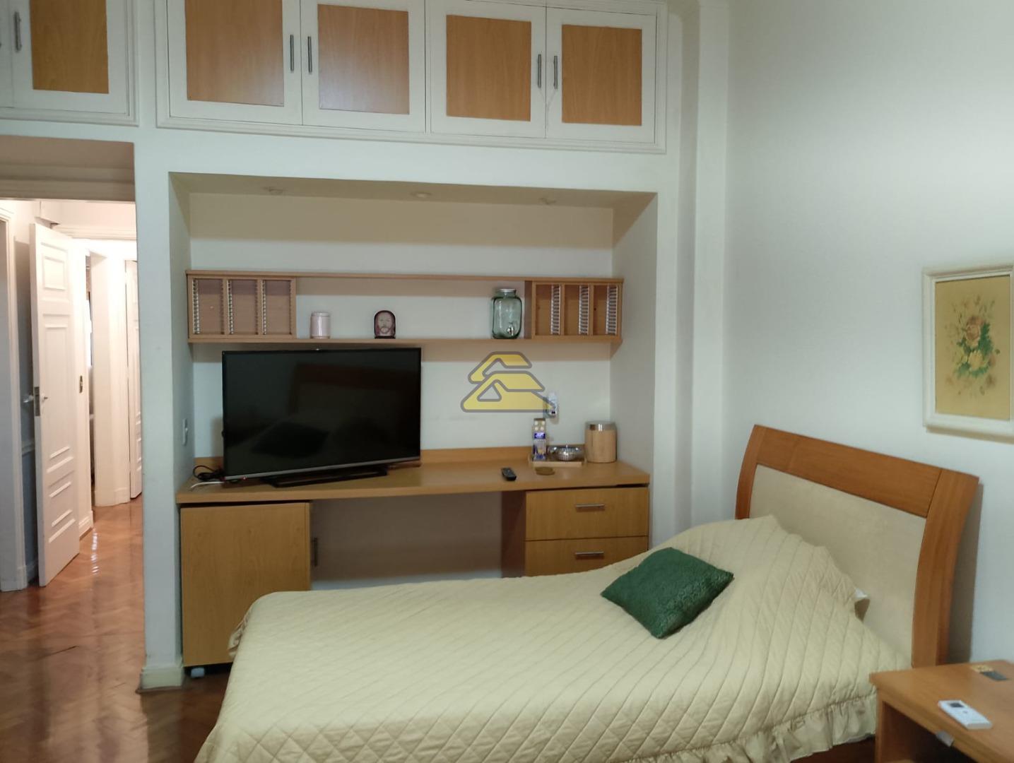 Apartamento à venda com 3 quartos, 200m² - Foto 14