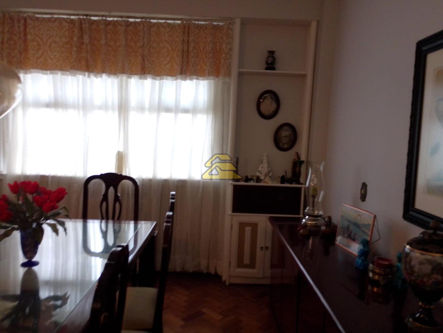 Apartamento à venda com 3 quartos, 200m² - Foto 6