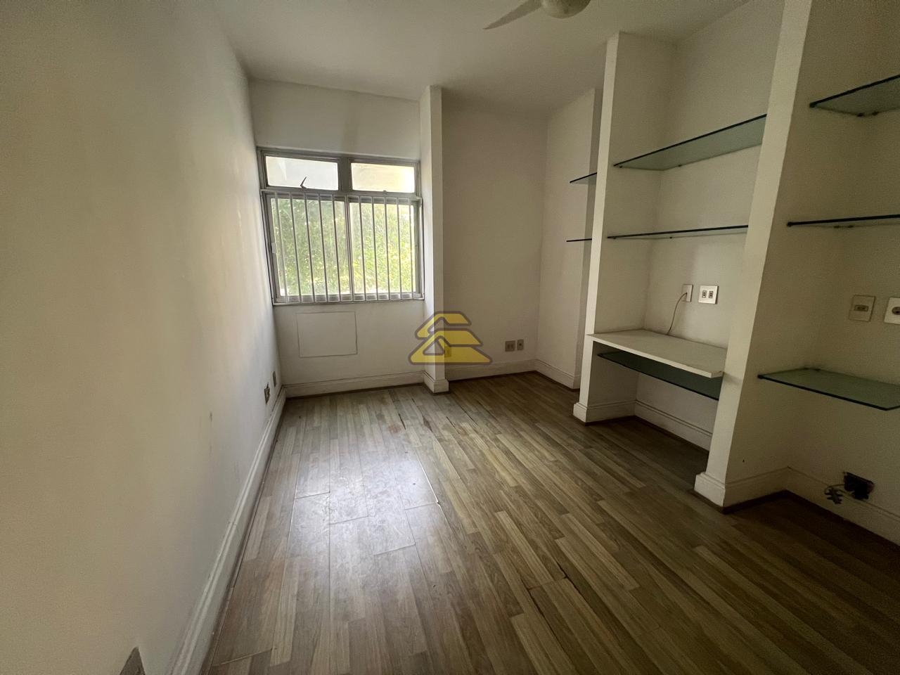 Apartamento à venda com 3 quartos, 125m² - Foto 9