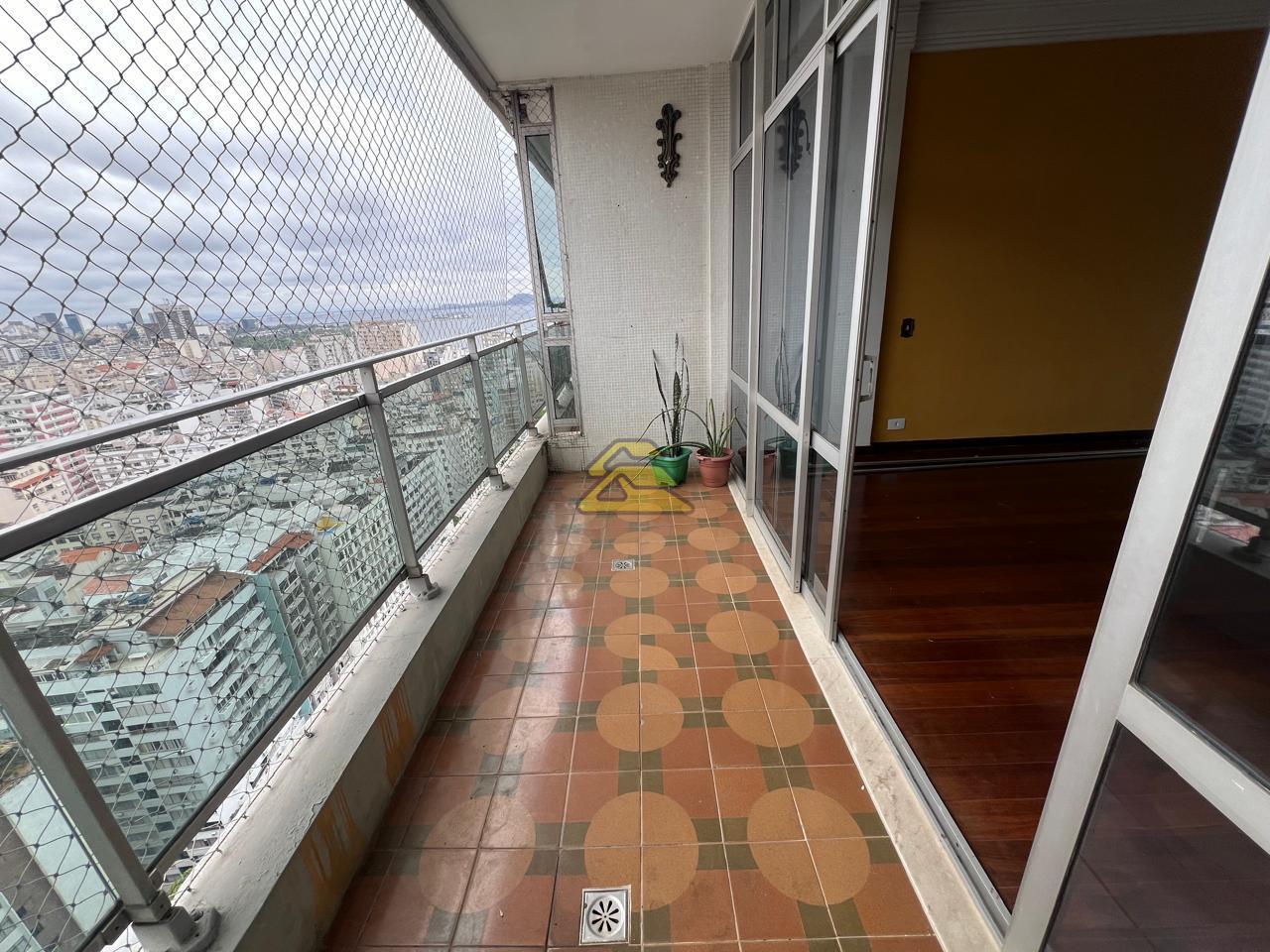 Apartamento à venda com 3 quartos, 140m² - Foto 8