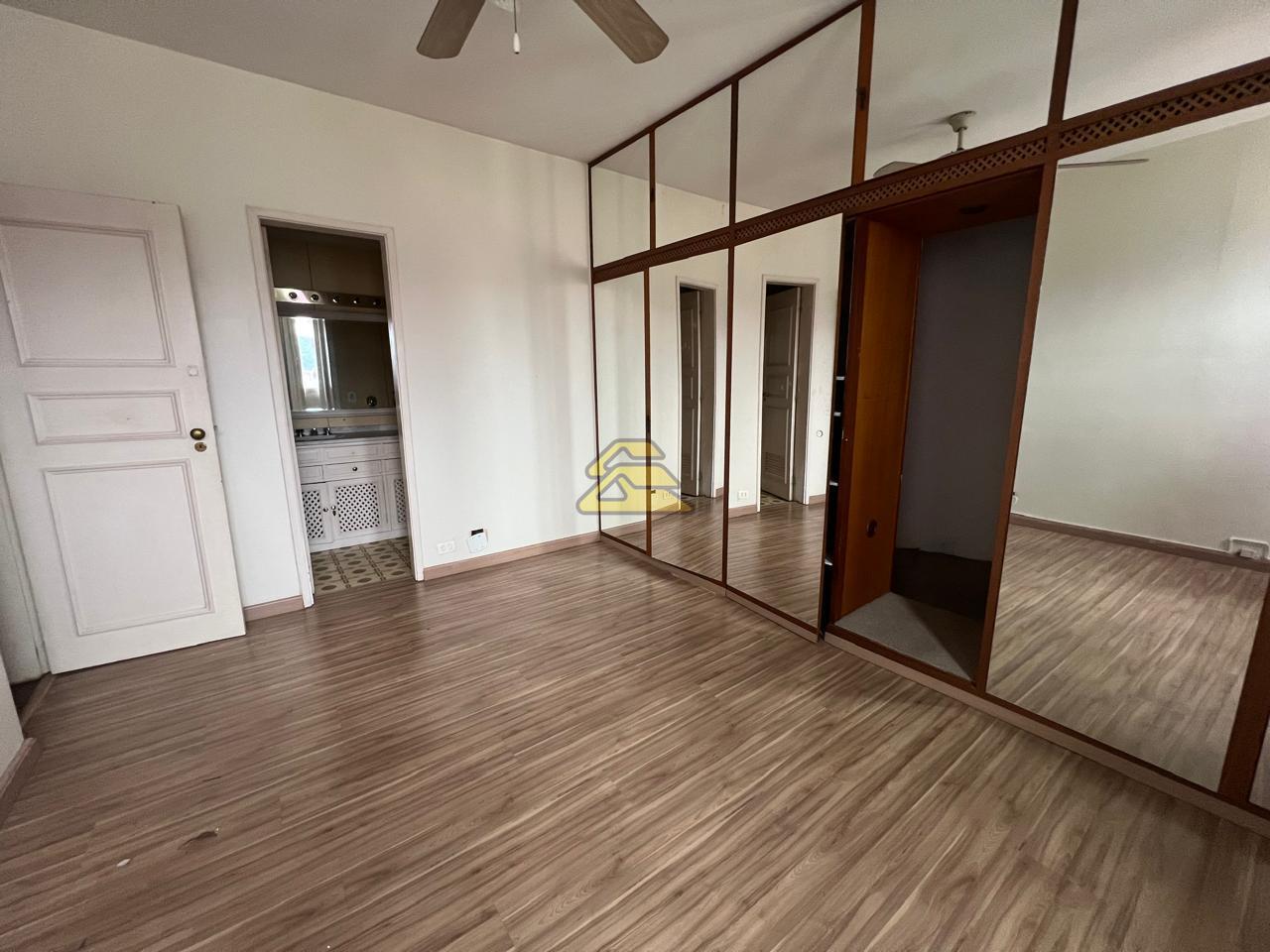 Apartamento à venda com 3 quartos, 140m² - Foto 13