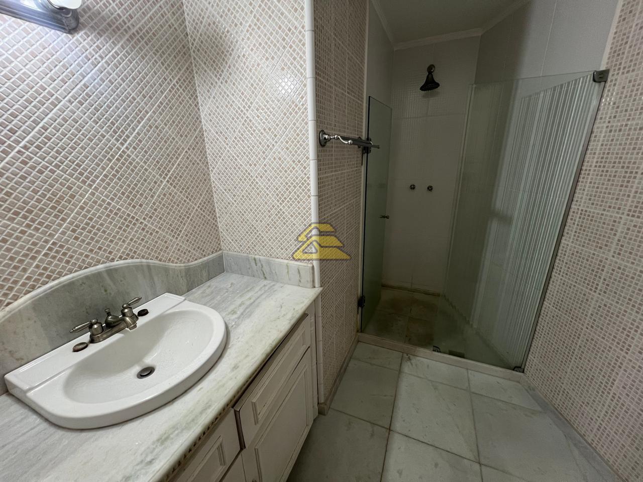 Apartamento à venda com 3 quartos, 140m² - Foto 28