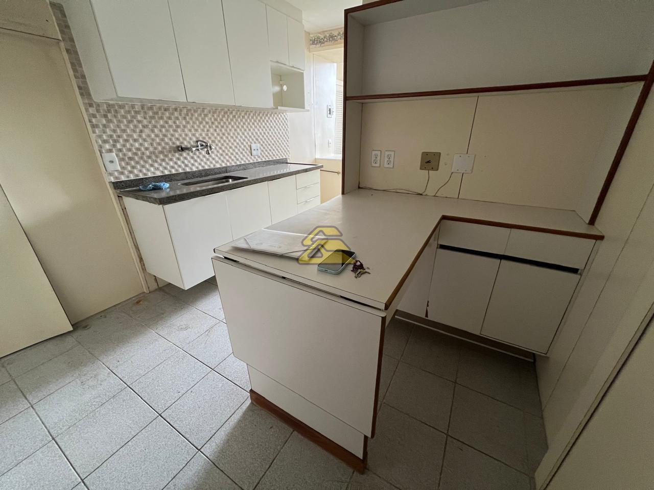 Apartamento à venda com 3 quartos, 140m² - Foto 20