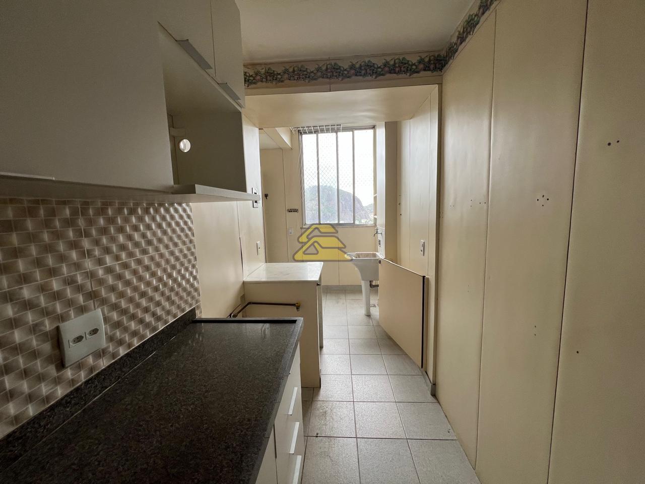 Apartamento à venda com 3 quartos, 140m² - Foto 23