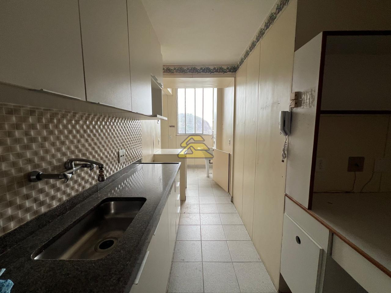 Apartamento à venda com 3 quartos, 140m² - Foto 24