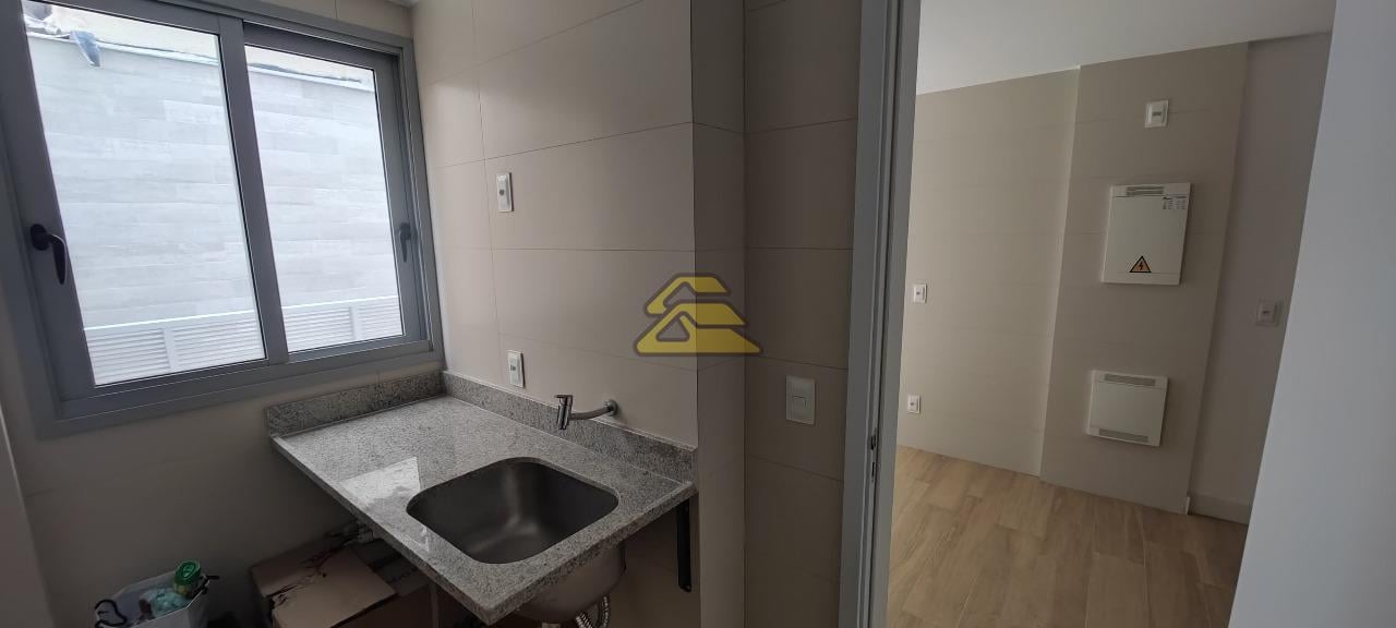 Apartamento à venda com 3 quartos, 284m² - Foto 9