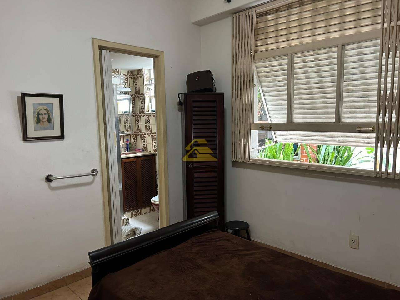 Apartamento à venda com 3 quartos, 130m² - Foto 11