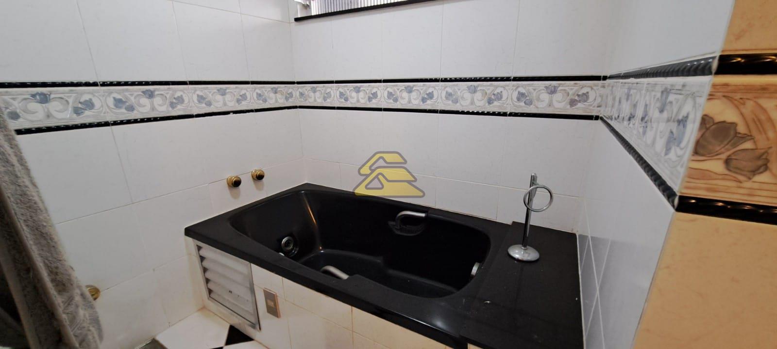 Apartamento à venda com 4 quartos, 194m² - Foto 35