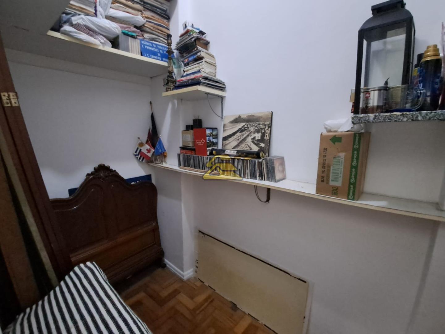 Apartamento à venda com 1 quarto, 60m² - Foto 27