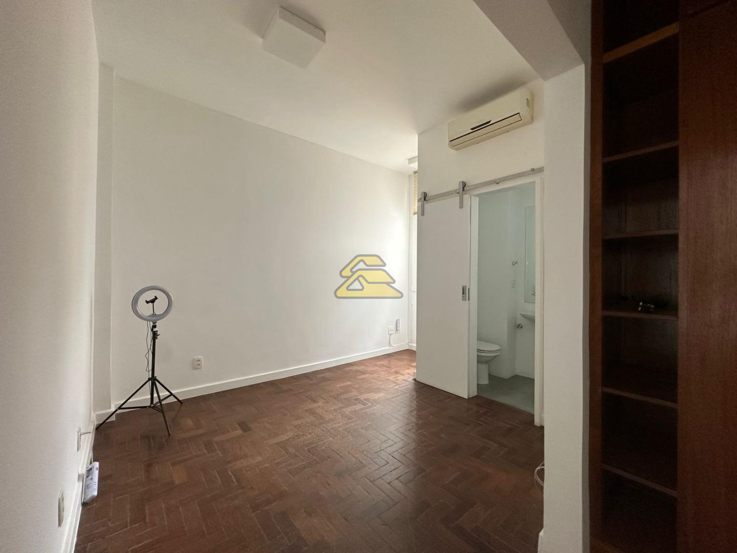 Apartamento à venda com 2 quartos, 85m² - Foto 22