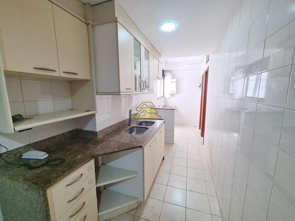 Apartamento à venda com 3 quartos, 151m² - Foto 18